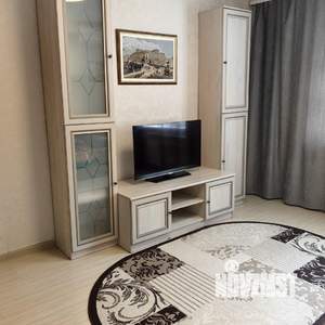 1-к квартира, посуточно, 47м2, 1/10 этаж