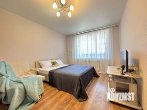 1-к квартира, посуточно, 39м2, 3/10 этаж