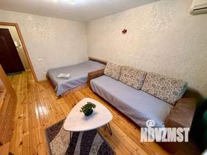 1-к квартира, посуточно, 42м2, 1/1 этаж