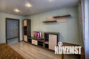 2-к квартира, посуточно, 57м2, 10/10 этаж