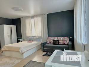 Студия квартира, посуточно, 30м2, 1/4 этаж