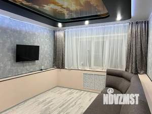 3-к квартира, посуточно, 54м2, 1/2 этаж