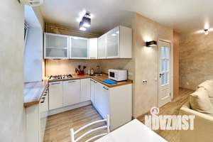 Студия квартира, посуточно, 30м2, 1/4 этаж