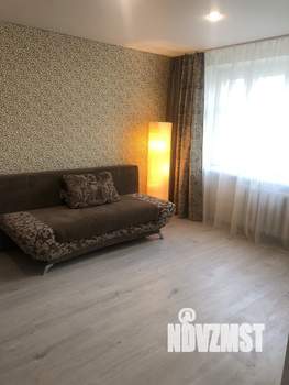 Студия квартира, посуточно, 38м2, 4/9 этаж
