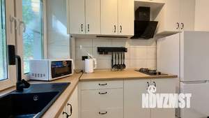 1-к квартира, посуточно, 35м2, 1/9 этаж