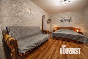 1-к квартира, посуточно, 42м2, 1/1 этаж