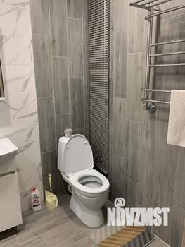 1-к квартира, посуточно, 46м2, 4/10 этаж