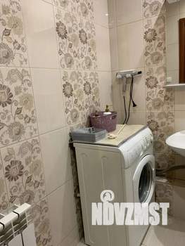 1-к квартира, посуточно, 43м2, 7/10 этаж