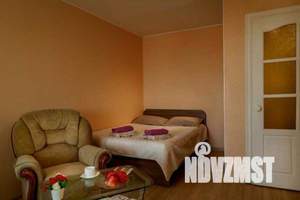 1-к квартира, посуточно, 42м2, 7/10 этаж