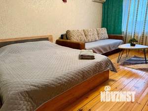 1-к квартира, посуточно, 42м2, 1/1 этаж