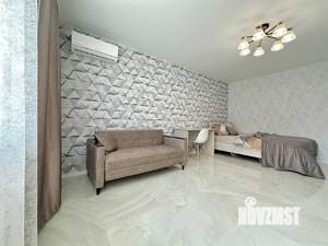 1-к квартира, посуточно, 44м2, 3/3 этаж