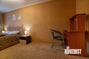 2-к квартира, посуточно, 44м2, 1/1 этаж