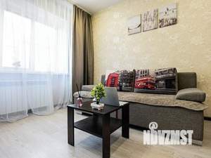 1-к квартира, посуточно, 42м2, 1/1 этаж