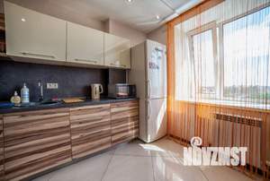 1-к квартира, посуточно, 44м2, 1/1 этаж