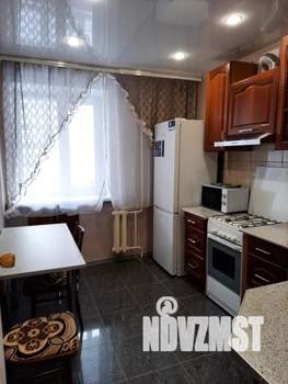 1-к квартира, посуточно, 44м2, 3/9 этаж