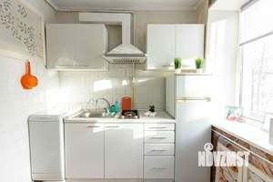 2-к квартира, посуточно, 44м2, 1/1 этаж