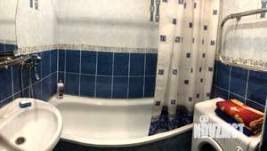 1-к квартира, посуточно, 42м2, 10/10 этаж