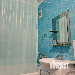 Студия квартира, посуточно, 31м2, 1/4 этаж