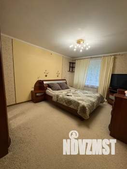 3-к квартира, посуточно, 94м2, 1/9 этаж