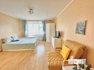 1-к квартира, посуточно, 44м2, 1/1 этаж