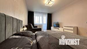 1-к квартира, посуточно, 42м2, 7/9 этаж