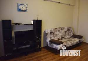 1-к квартира, посуточно, 38м2, 4/5 этаж