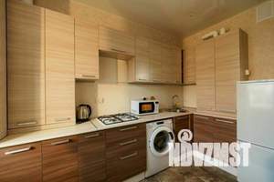 1-к квартира, посуточно, 42м2, 3/10 этаж