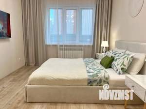 1-к квартира, посуточно, 42м2, 5/10 этаж