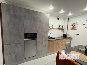 Студия квартира, посуточно, 45м2, 3/10 этаж