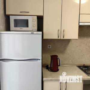 1-к квартира, посуточно, 44м2, 4/10 этаж