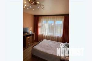 1-к квартира, посуточно, 44м2, 10/10 этаж