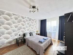 1-к квартира, посуточно, 37м2, 7/9 этаж