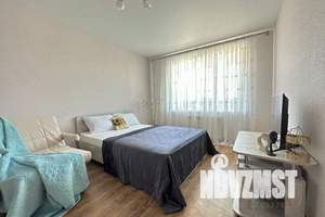 1-к квартира, посуточно, 39м2, 3/10 этаж