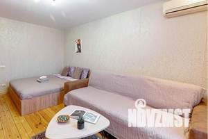 1-к квартира, посуточно, 42м2, 7/10 этаж