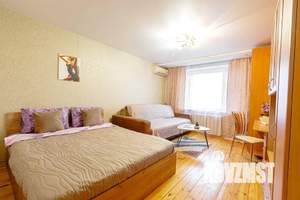 1-к квартира, посуточно, 42м2, 7/10 этаж