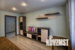 2-к квартира, посуточно, 57м2, 10/10 этаж