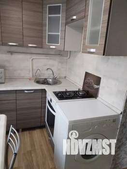 1-к квартира, посуточно, 33м2, 2/9 этаж