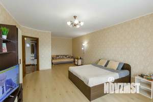 1-к квартира, посуточно, 54м2, 3/7 этаж