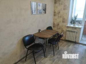 1-к квартира, посуточно, 47м2, 2/10 этаж