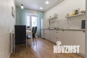 1-к квартира, посуточно, 45м2, 1/8 этаж