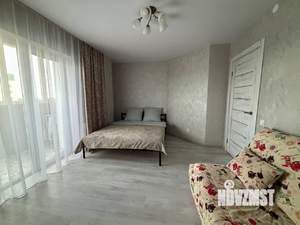 1-к квартира, посуточно, 37м2, 1/1 этаж