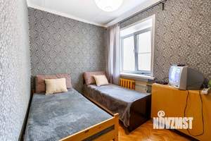 3-к квартира, посуточно, 46м2, 1/1 этаж