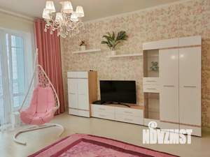 1-к квартира, посуточно, 70м2, 4/6 этаж