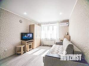 1-к квартира, посуточно, 43м2, 4/10 этаж