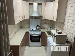 1-к квартира, посуточно, 61м2, 1/1 этаж