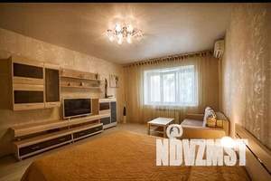 1-к квартира, посуточно, 55м2, 2/5 этаж