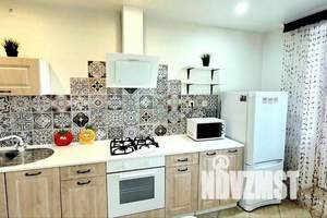 1-к квартира, посуточно, 45м2, 9/10 этаж