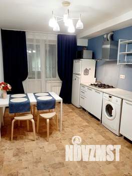 1-к квартира, посуточно, 47м2, 2/10 этаж