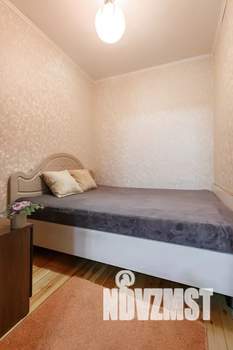 1-к квартира, посуточно, 42м2, 5/10 этаж