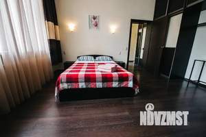 1-к квартира, посуточно, 38м2, 4/4 этаж